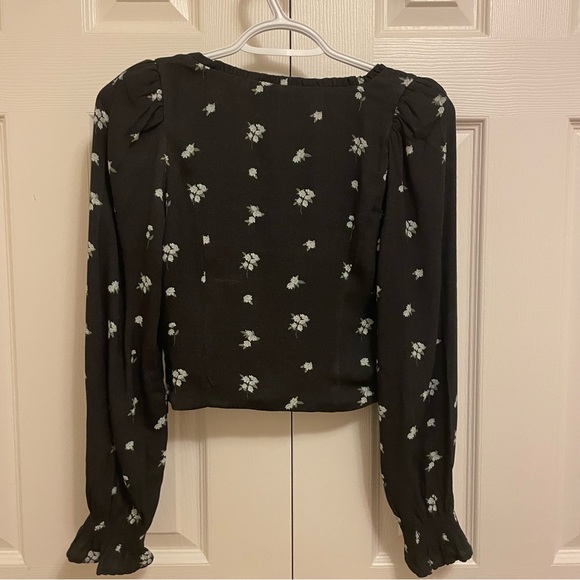 COPY - NWOT Aritzia wilfred breathless blouse, wide neckline, longsleeve blouse… - Picture 7 of 12